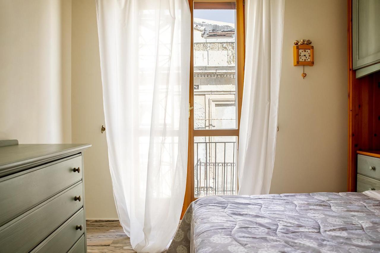Ortigia Seafront Apartment By Wonderful Italy Syracuse Екстер'єр фото