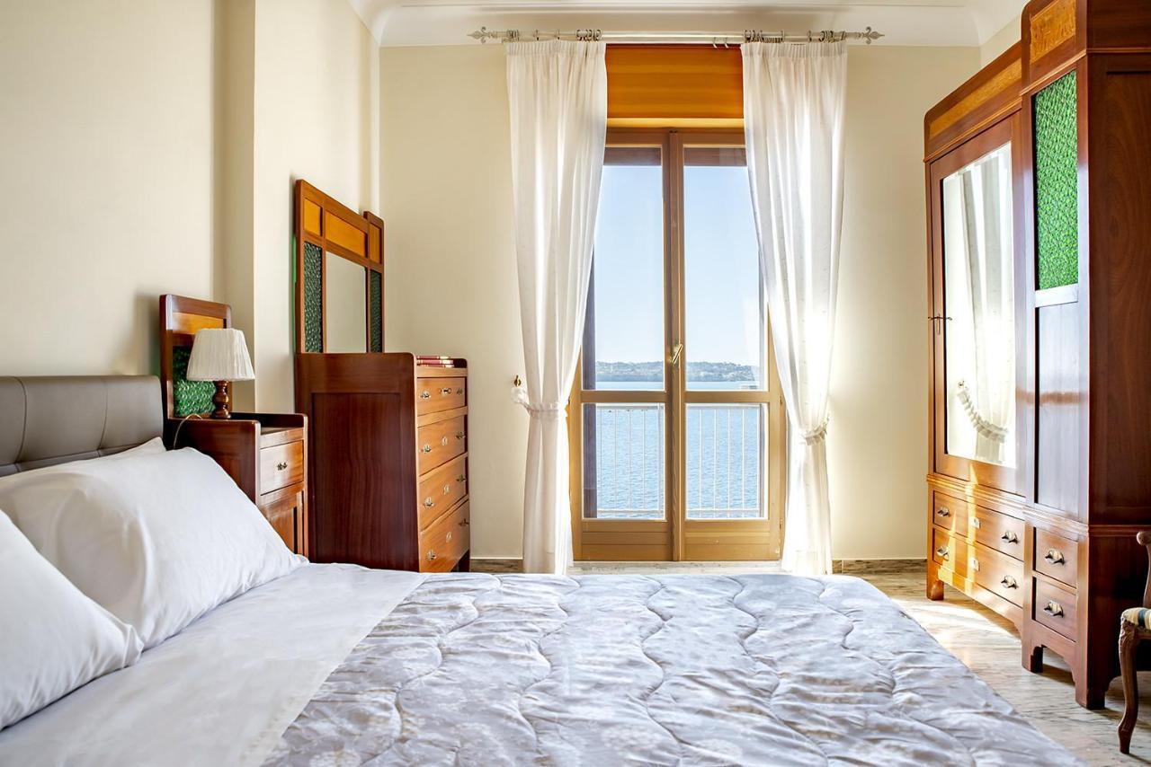 Ortigia Seafront Apartment By Wonderful Italy Syracuse Екстер'єр фото
